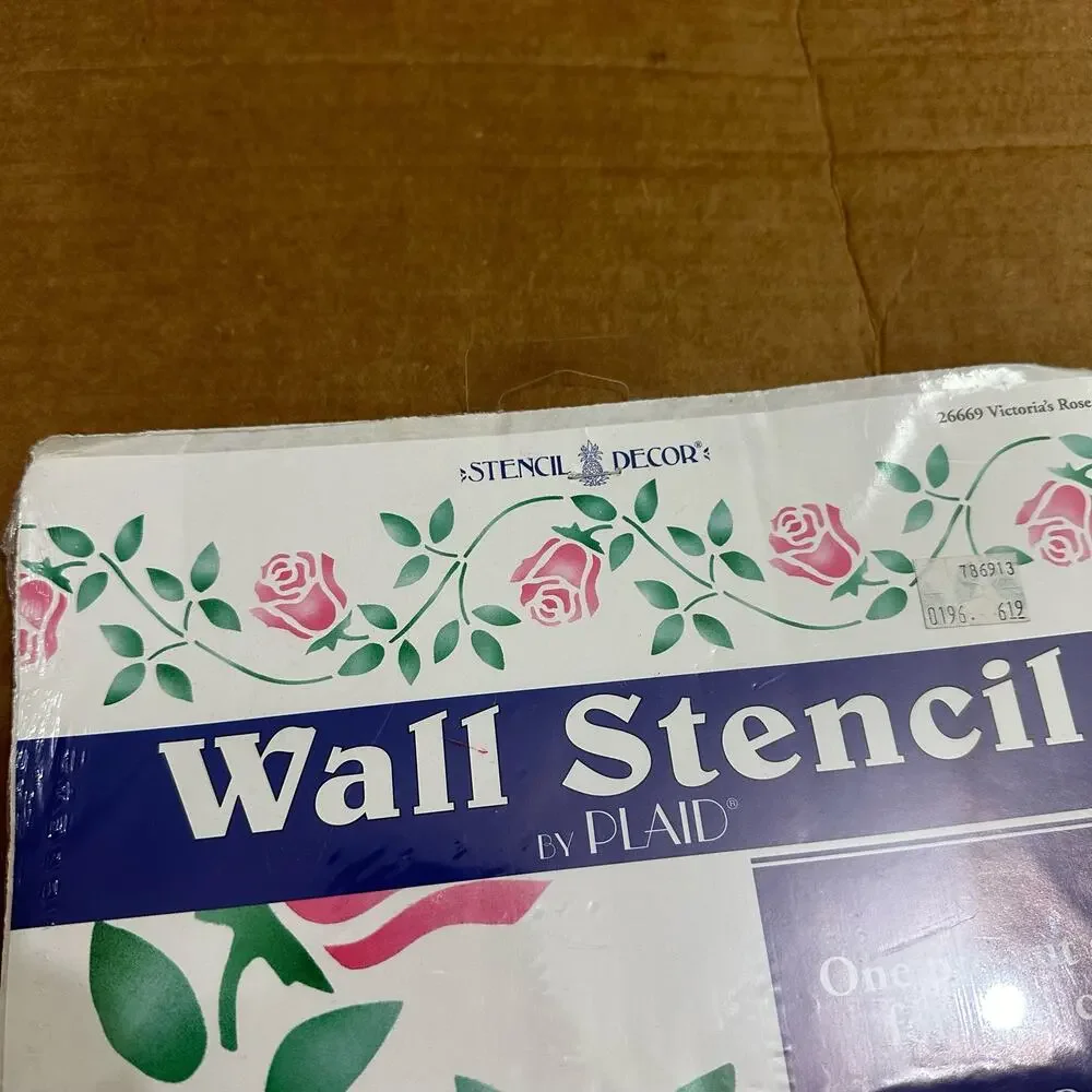 NEW Floral Rose Vine Wall Stencil Kit Decor Plaid  Stencil 26669 Victoria's Rose